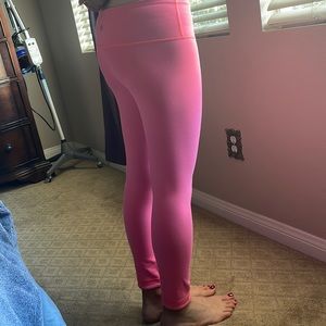 Lululemon’s Yoga pants 👖 Fit every color🧘‍♀️